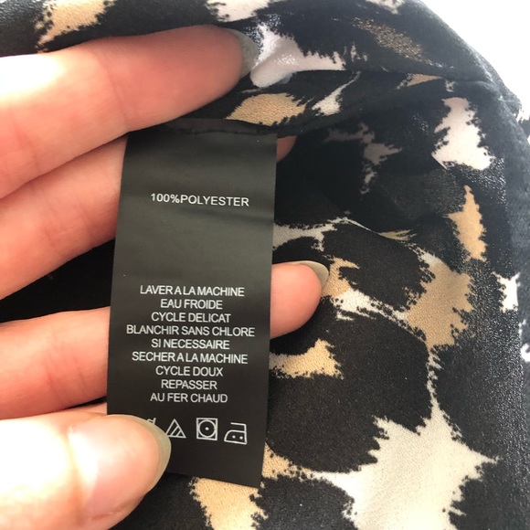 Vince Camuto Hi-low sleeveless leopard side slit - Picture 7 of 10